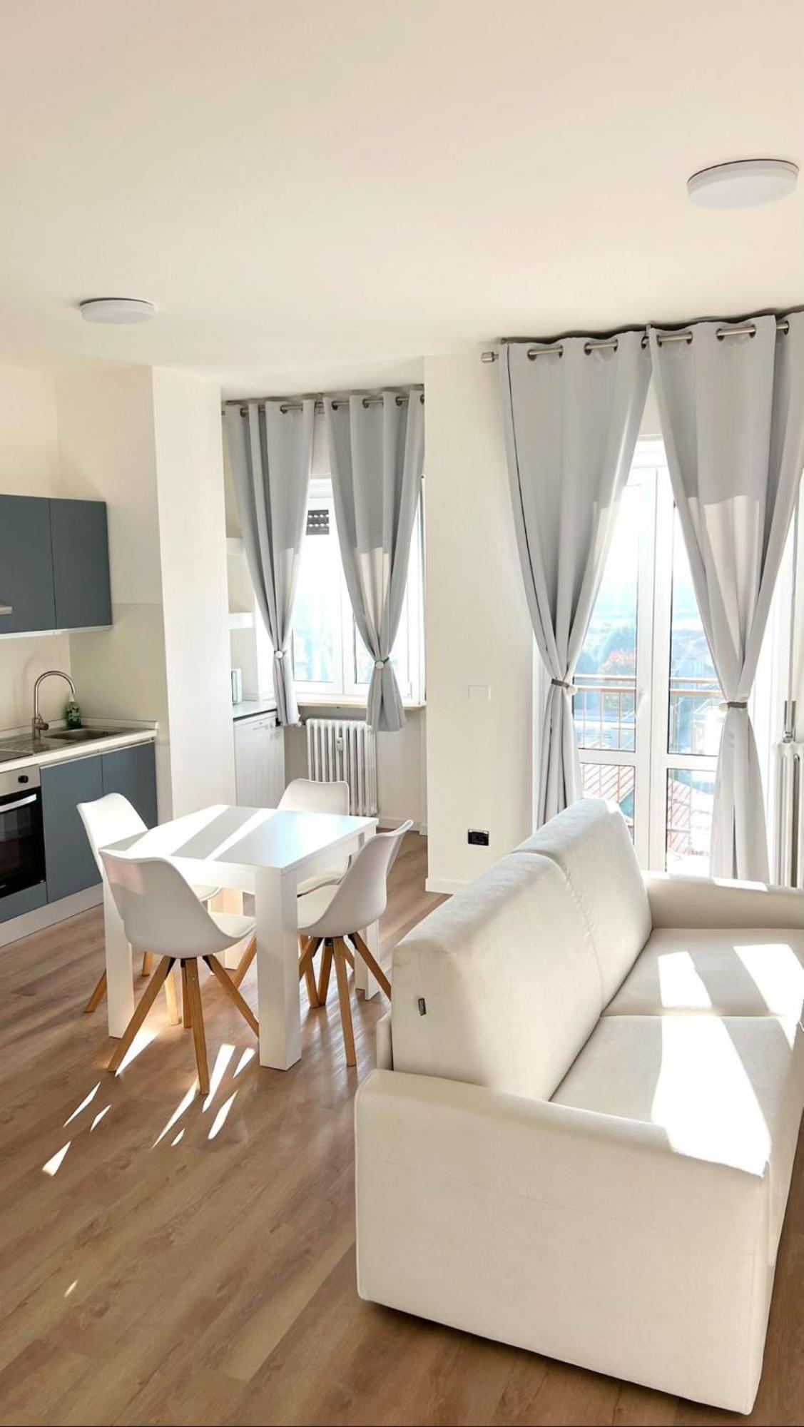 Sky Top Apartment Biella Gaglianico Esterno foto